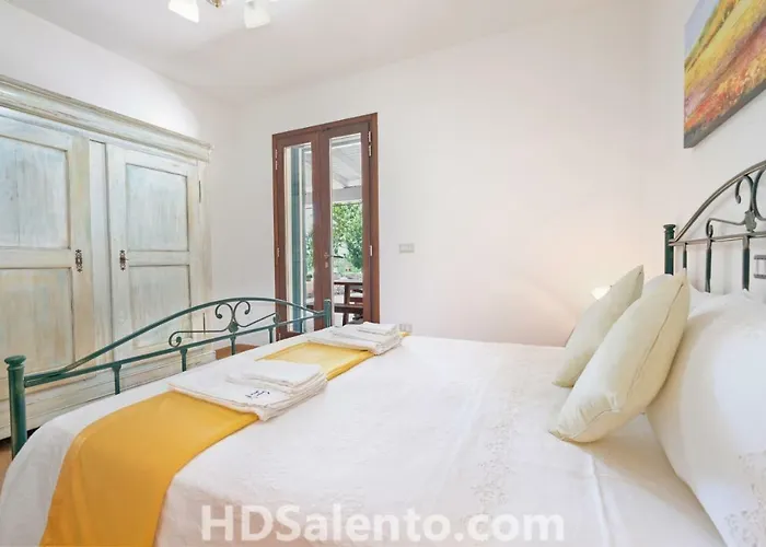 Marzoni Con Piscina Privata By Hdsalento *